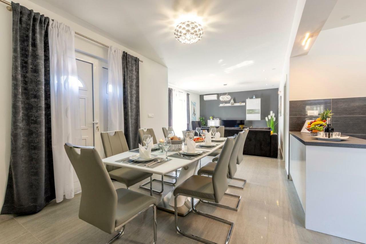 Apartman Magnolia By *